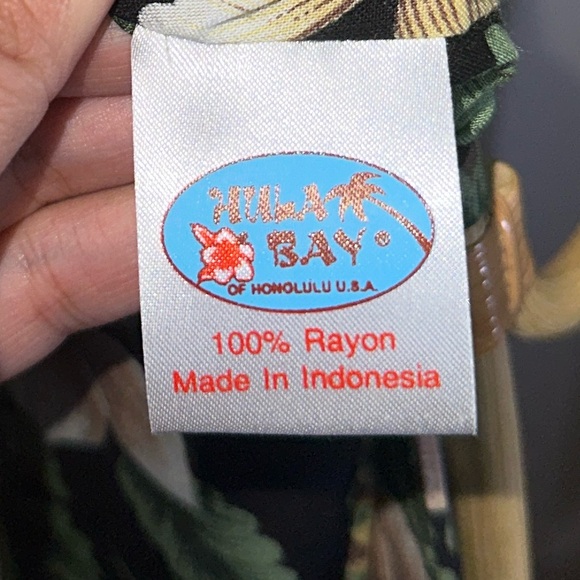 Vintage Hawaiian Black and Green Tropical Floral Tote with Handles - Picture 9 of 12